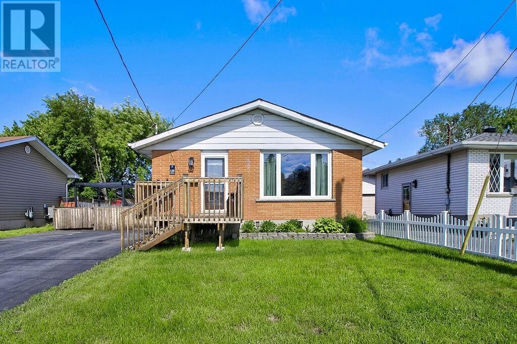 Property Photo:  139 Newton  ON P3L 1K2 