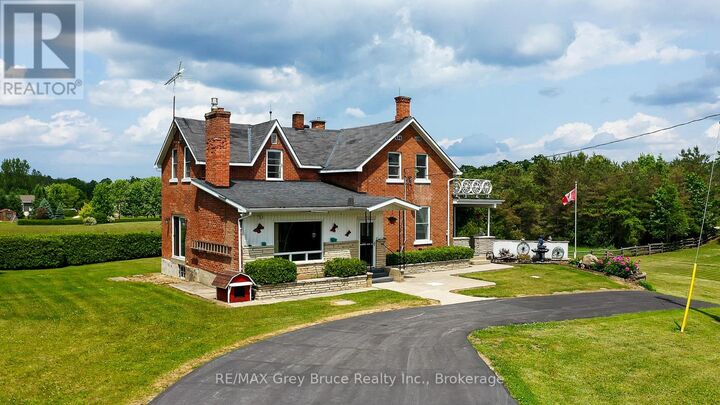 319144 Grey Road 1 — photo 1
