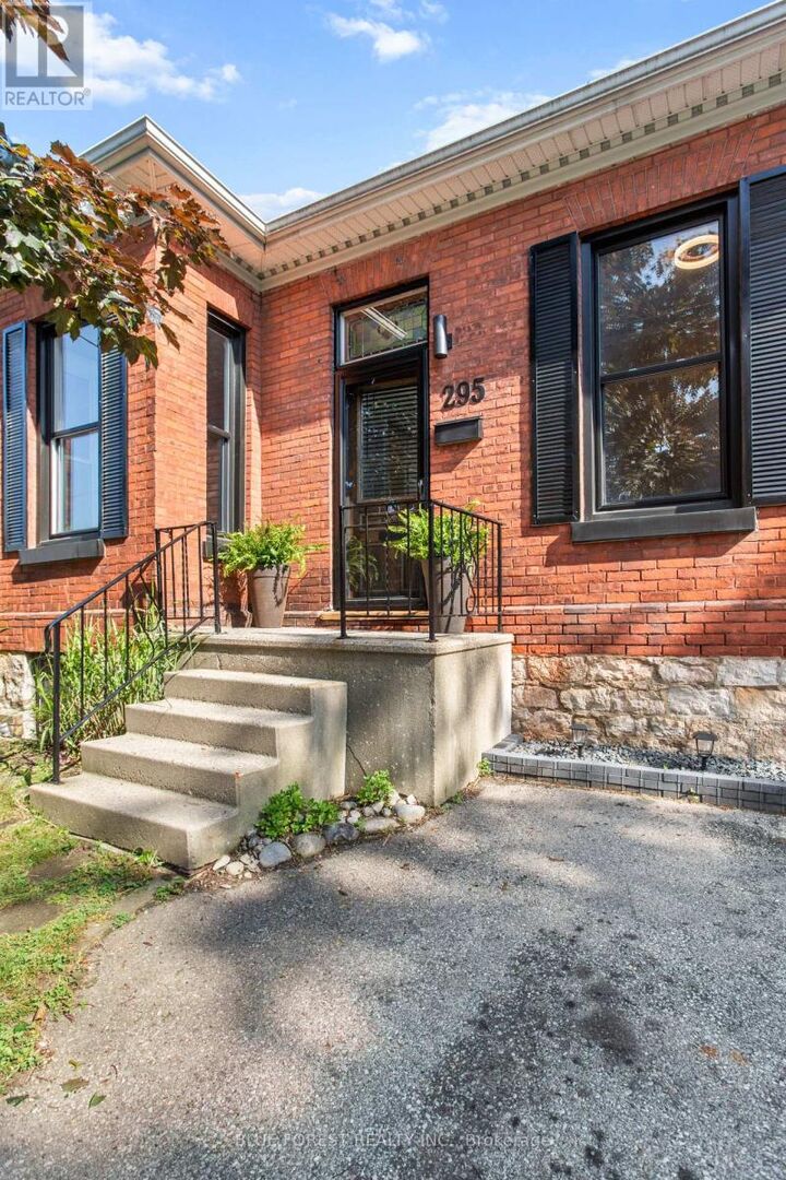 Property Photo: 295 Buller Street ON N4S 4M6