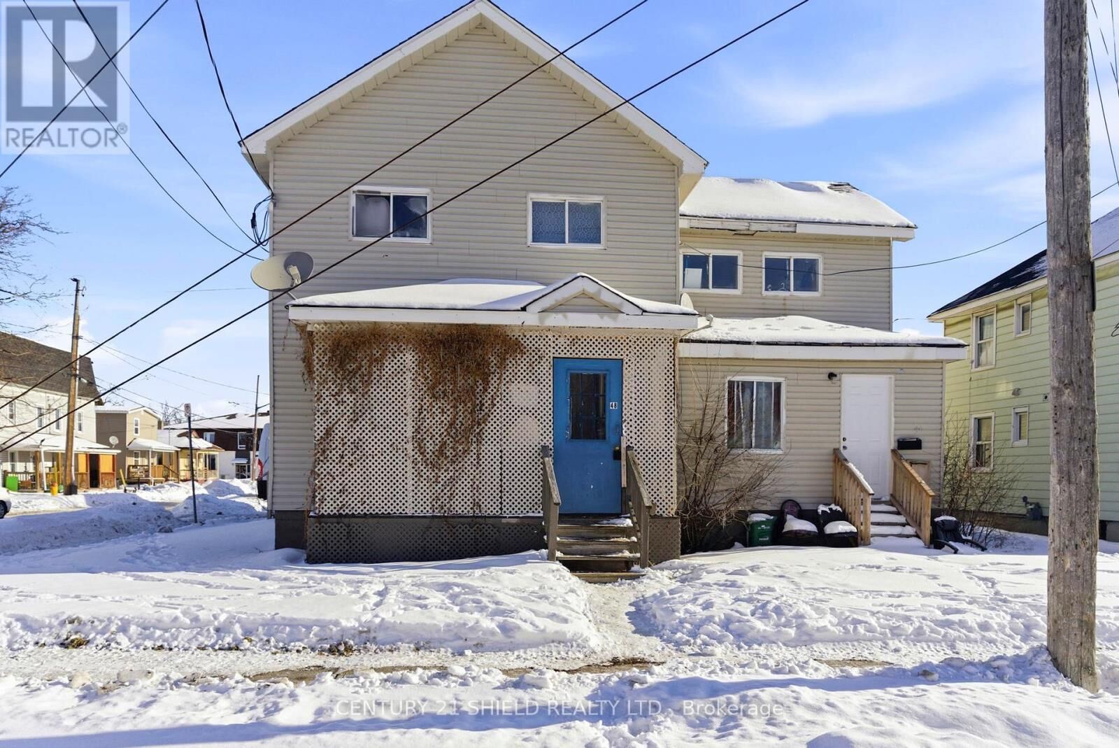 Property Photo:  46 Gulf Street West  ON K6J 2V7 