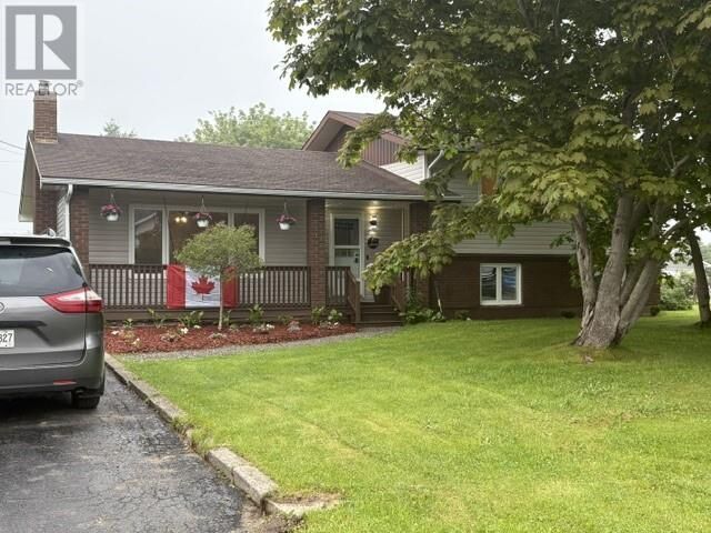 5 Alder Avenue — photo 1