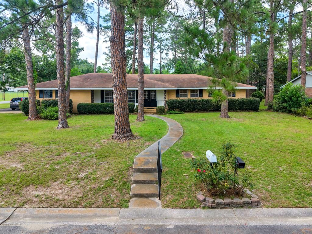 Property Photo:  1401 Pine Acres  GA 31015 