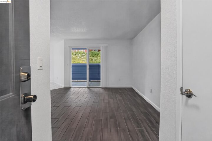 Property Photo: 2728 Harvest Ln CA 94531
