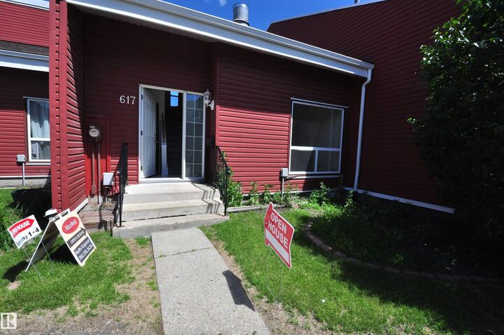 Property Photo: 617 Millbourne Road NW AB T6X 3N3