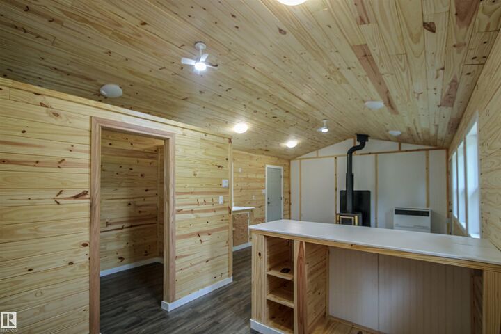 Property Photo:  413 59201 Range Road 95  AB T0A 3A0 