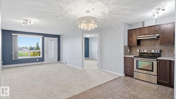 Property Photo: 7327 South Terwillegar Drive NW 7319 AB T6R 0M2