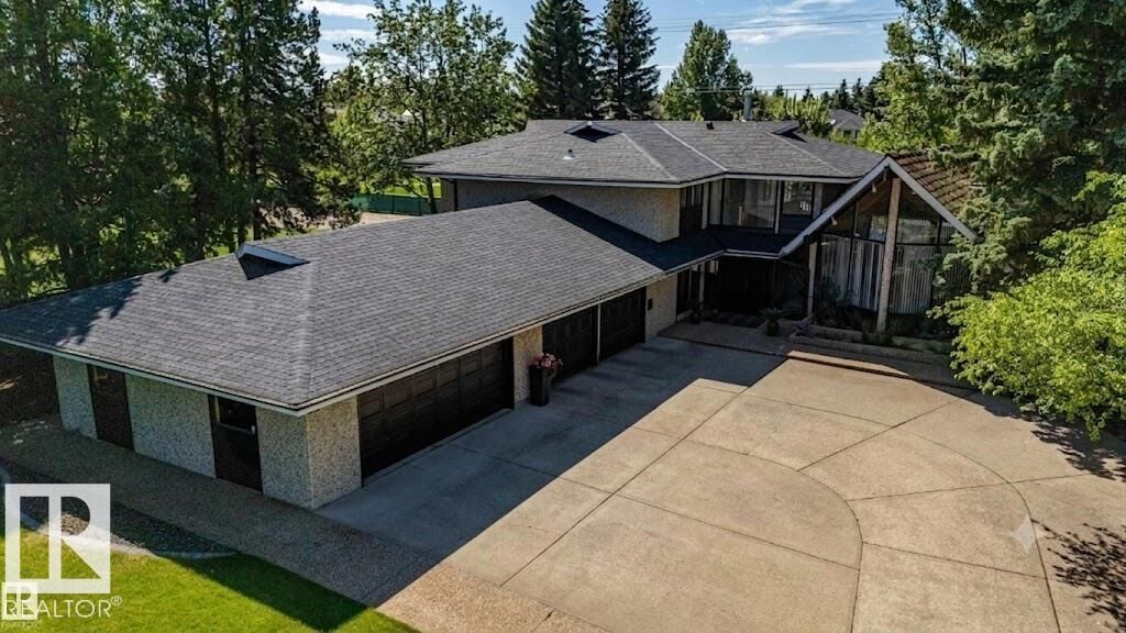 Property Photo:  23 Westbrook Drive NW  AB T6J 2C8 