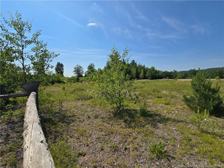 Property Photo:  12 Beverly Lane  NB E5K 3P6 