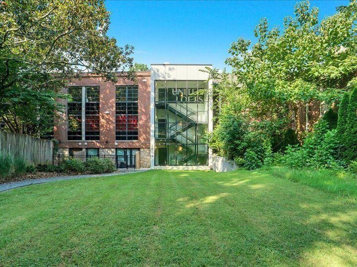 Property Photo:  1065 United Avenue SE 303  GA 30316 