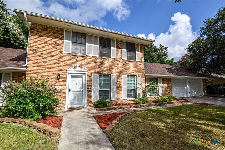 Property Photo:  304 Cottonwood Drive  TX 76548 