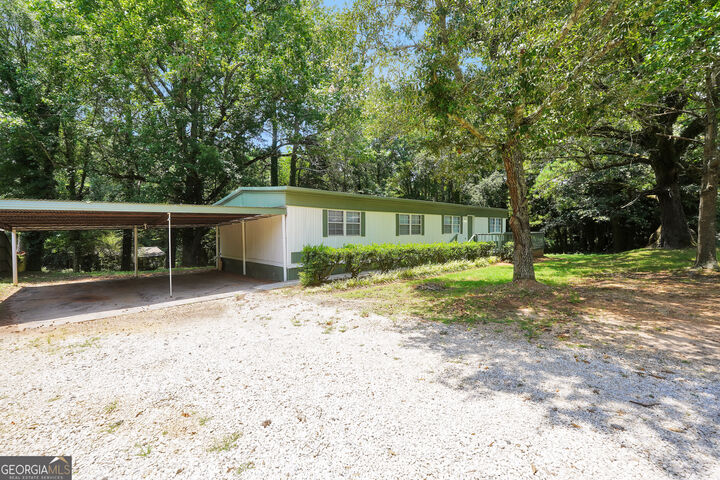 Property Photo: 174 Millers Mill Road GA 30281