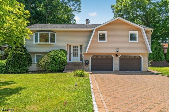 Property Photo:  25 Cleveland Ave  NJ 07936 