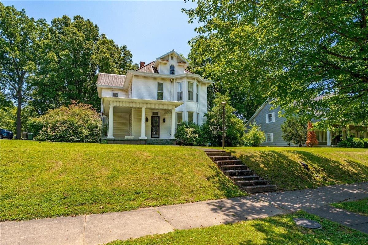 Property Photo:  425 S Morgan Street  KY 42437 