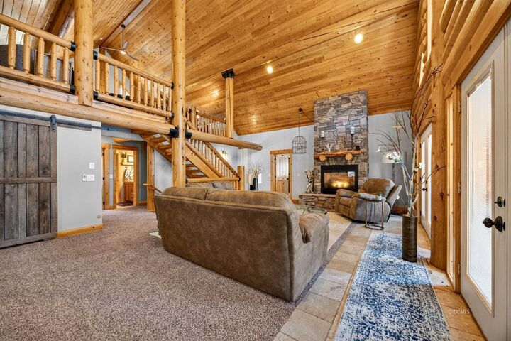 Property Photo:  1420 E Ruger Ln  UT 84762 