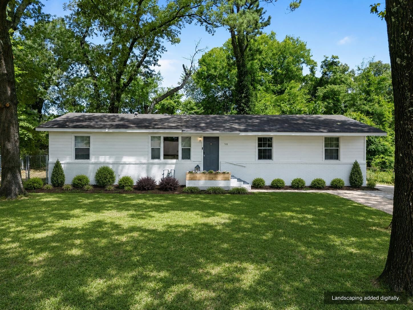 Property Photo: 701 Acorn Dr TX 75604