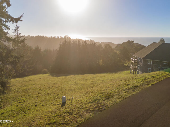 Property Photo:  Tl 02500 Southview Loop  OR 97112 