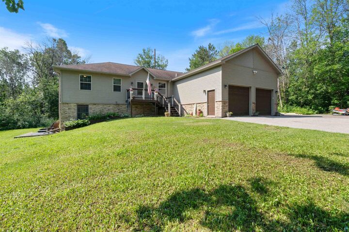 Property Photo: 3526 Park Dr MN 55811