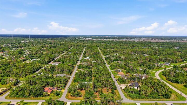 Property Photo:  1096 &Amp 1112 Cabot Street  FL 33953 