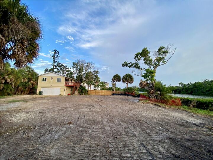Property Photo: 7820 Midnight Pass FL 34242