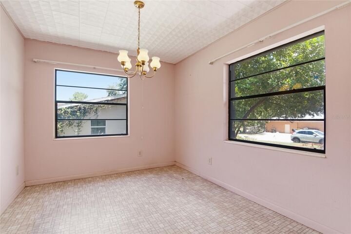 Property Photo:  461 Sheldon Place  FL 34711 