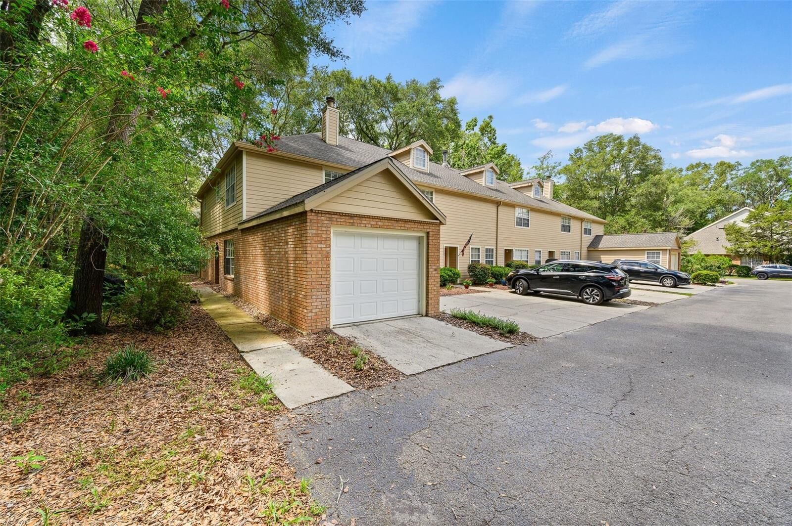 Property Photo:  5261 SW 97th Drive  FL 32608 