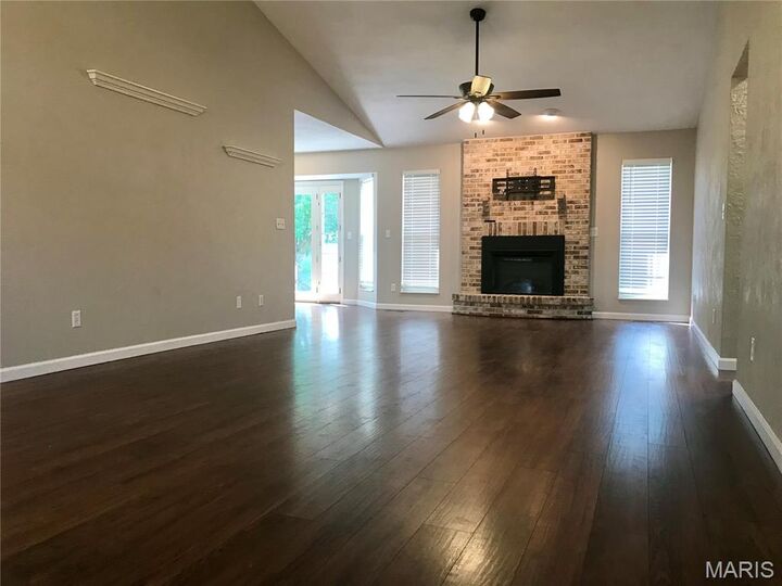 Property Photo:  836 Sunnyhill Lane  IL 62236 