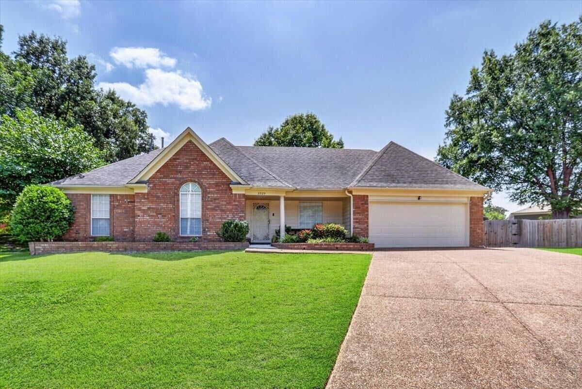Property Photo:  3929 Carrie Brook Cv  TN 38135 