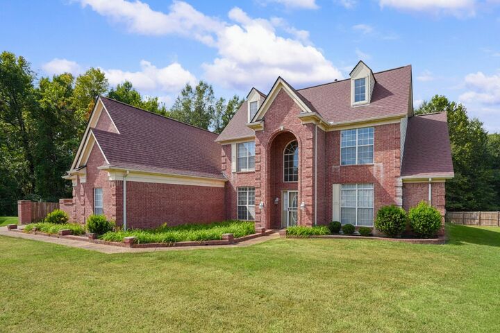 Property Photo:  7253 Rourke Cir  TN 38125 