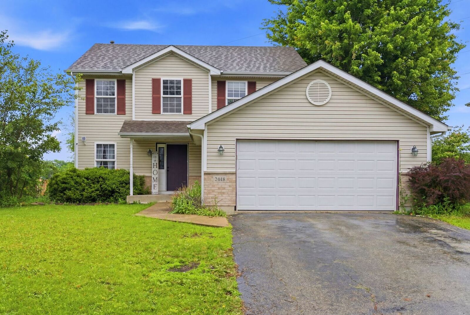 Property Photo:  2018 Alpine Way  IL 60586 