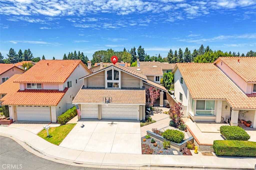 Property Photo:  14 Brillantez  CA 92620 