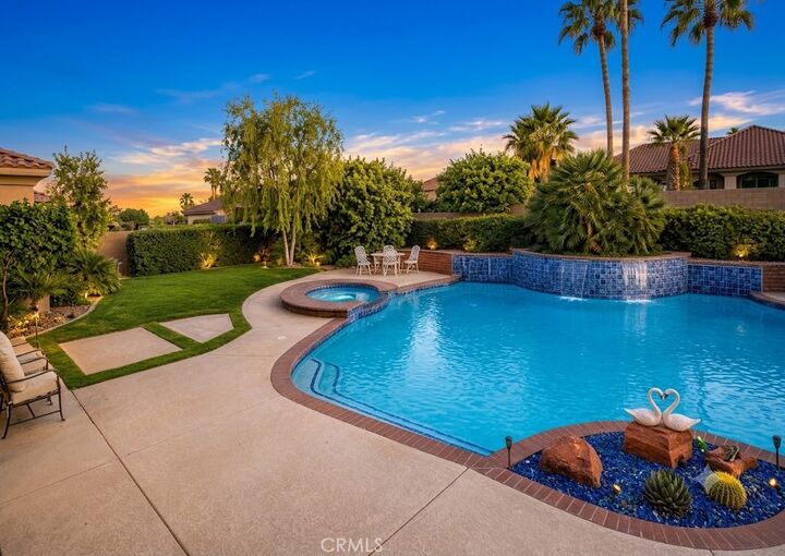 Property Photo:  19189 Kanbridge  CA 92308 