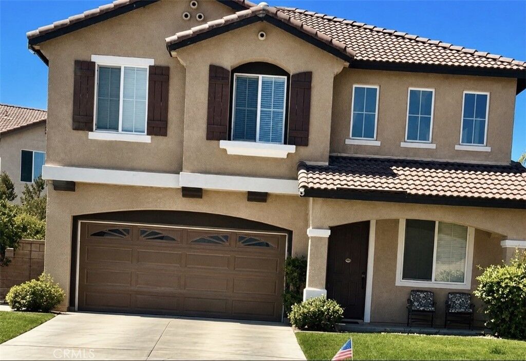 Property Photo:  38209 Talavera Court  CA 92563 
