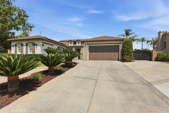 Property Photo: 1125 Pamplona CA 92508