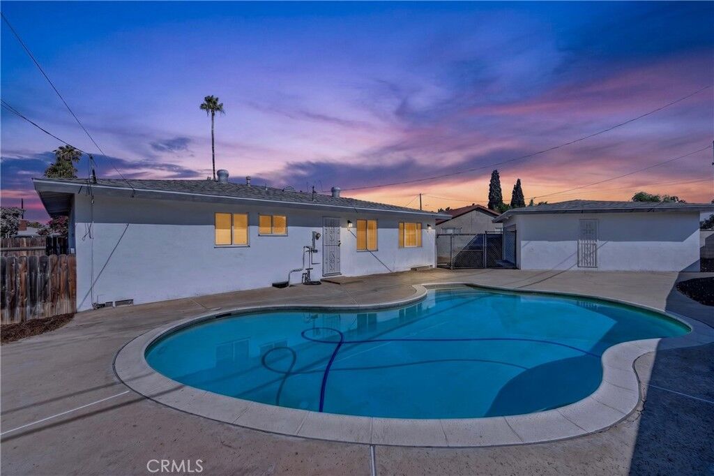 Property Photo:  6230 Banner Court  CA 92504 