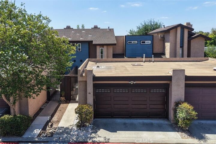 Property Photo:  140 E El Norte 46  CA 92026 