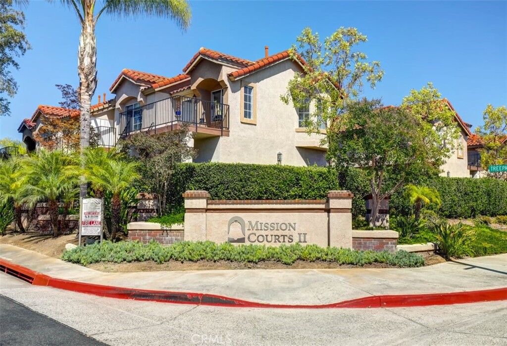 Property Photo:  1 Dogwood  CA 92688 