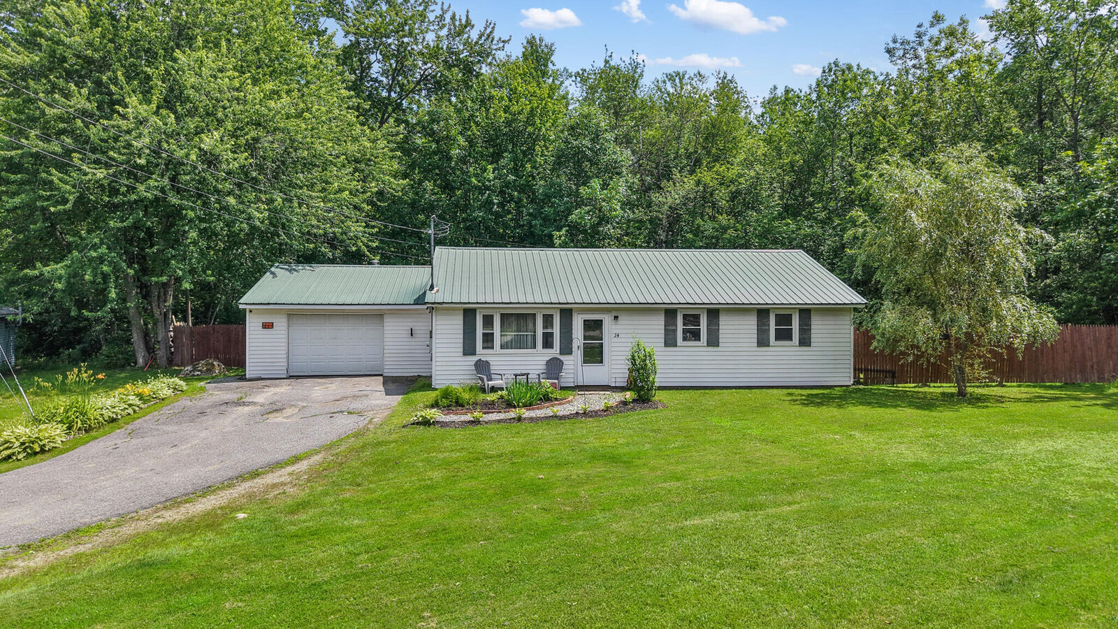 Property Photo:  24 Birch Street  ME 04953 