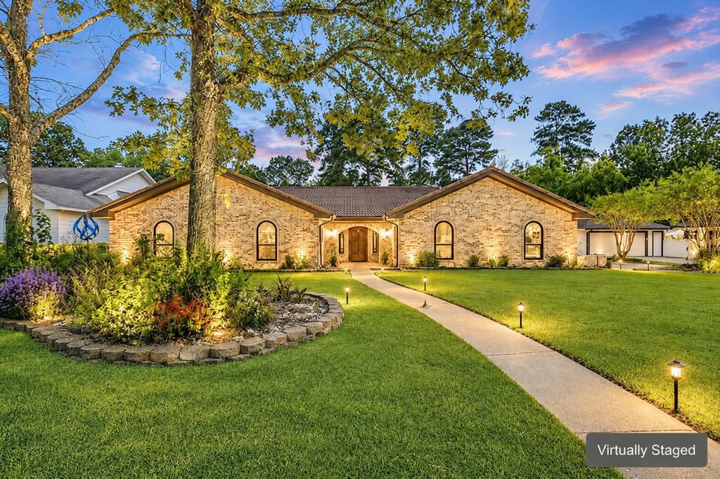 Property Photo: 214 Westchester Street TX 75901