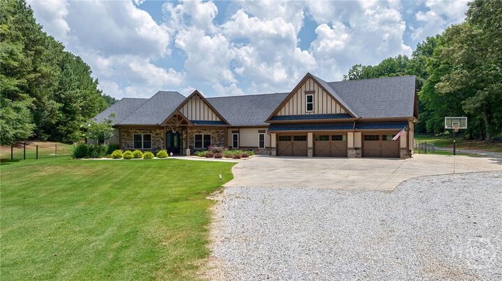 Property Photo:  151 Geiger Road  GA 30549 