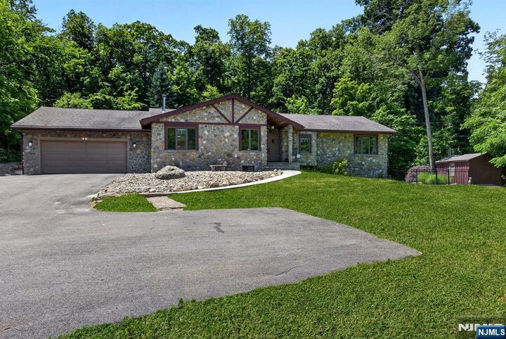 Property Photo:  64 Ricker Drive  NJ 07456 