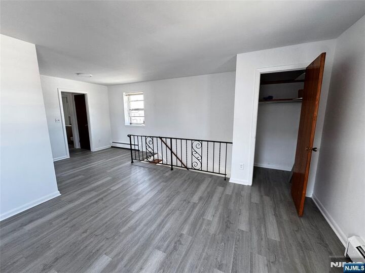 Property Photo:  392 Washington Avenue 1A  NJ 07621 