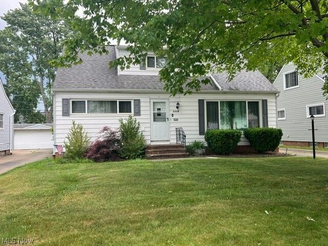Property Photo:  1309 W Miner Road  OH 44124 
