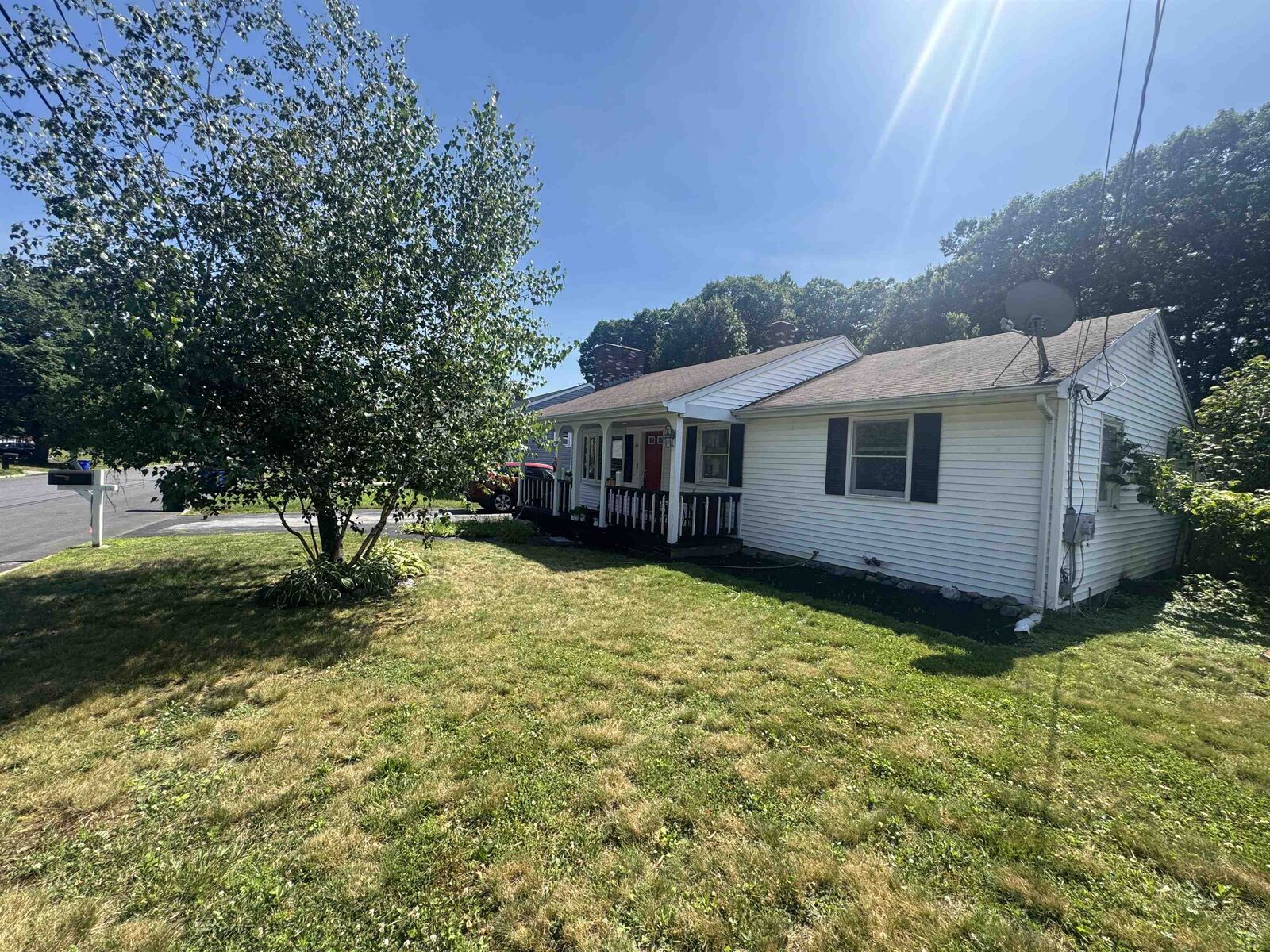 Property Photo:  141 Hoyt Street  NH 03103 