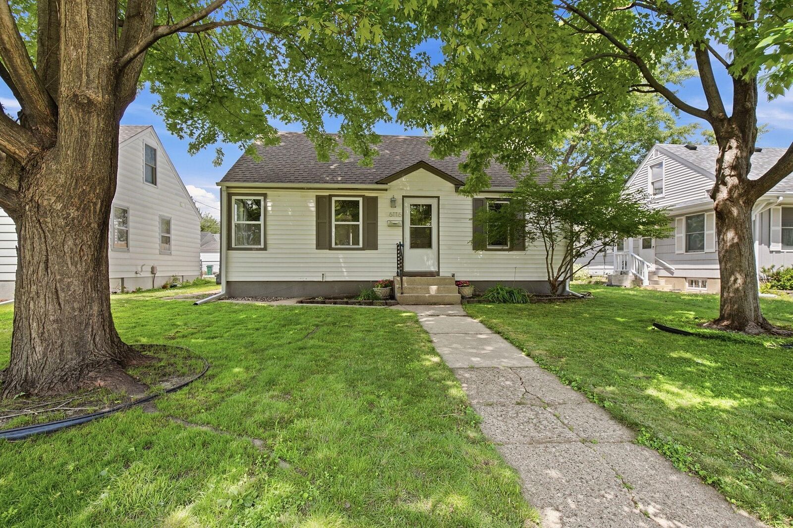 Property Photo:  6116 Upton Avenue S  MN 55410 