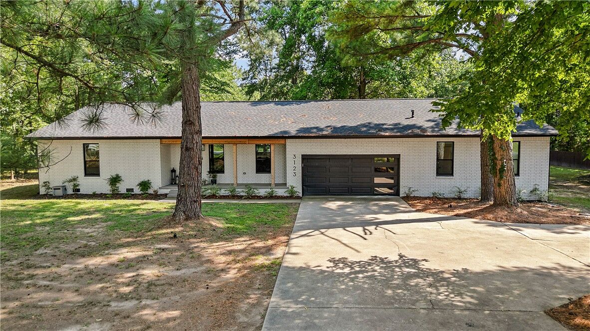 Property Photo:  3123 W Howard Nickell Road  AR 72704 