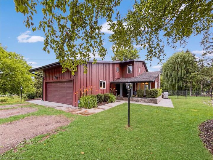 Property Photo: 138 Cockshutt Road ON N3T 5L6