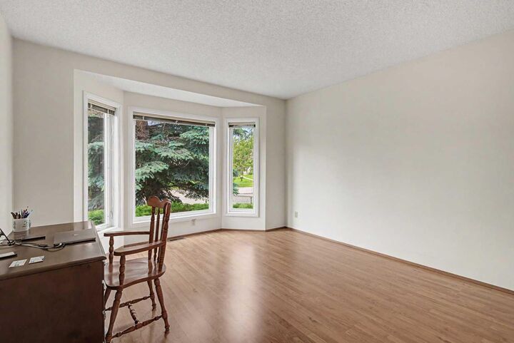 Property Photo: 232 Erin Woods Drive SE AB T2B 3B9