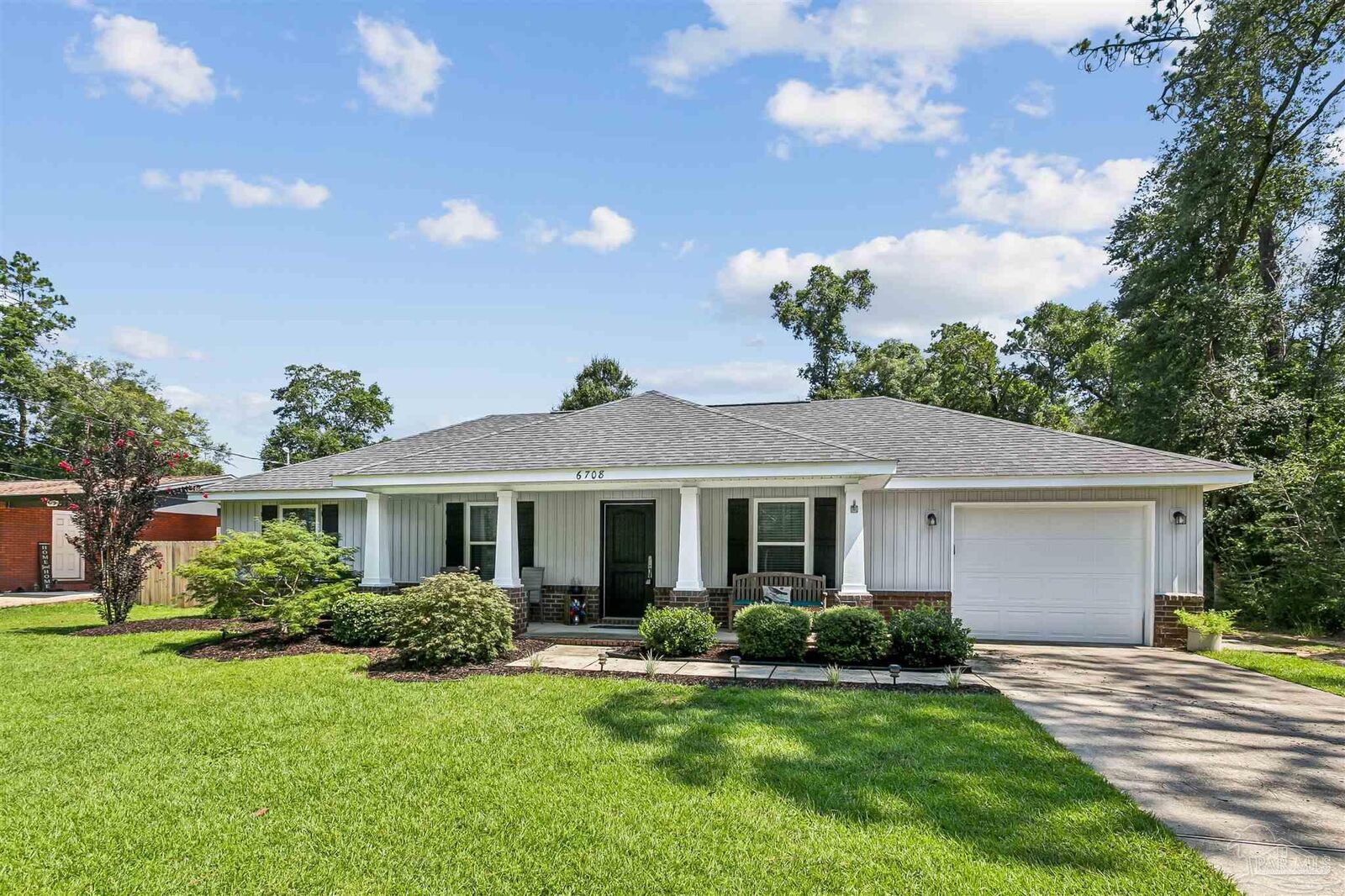 Property Photo:  6708 Da Lisa Rd  FL 32583 