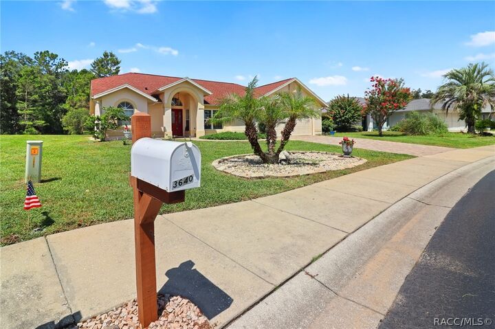 Property Photo: 3640 E Hidden Cove Trail FL 34442