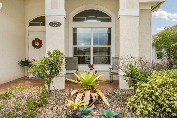 Property Photo:  1774 Belmont Circle SW  FL 32968 